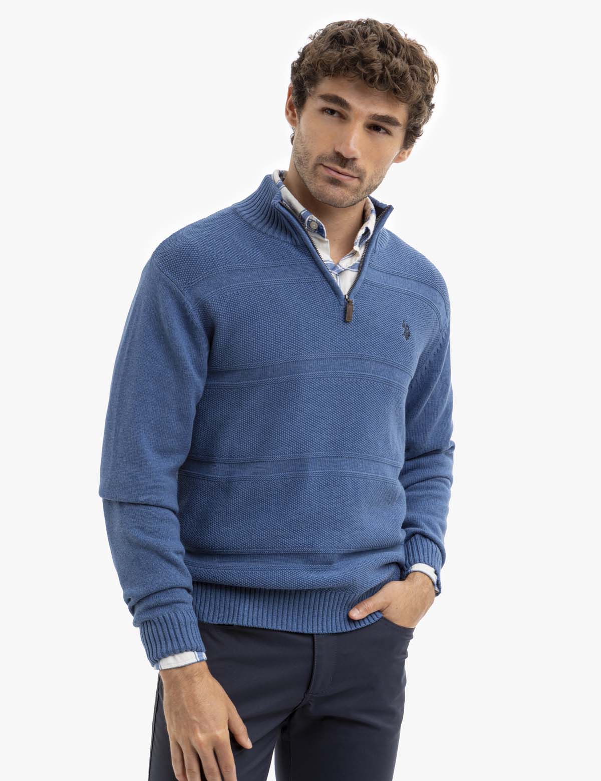 Textured Quarter Zip Sweater for Men & Women