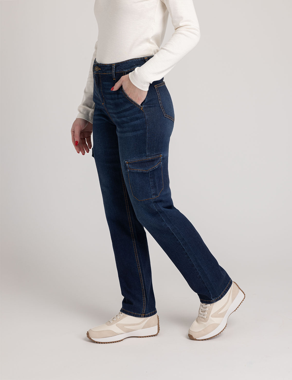 Women's High Rise Cargo Jeans - Stylish & Functional Pants