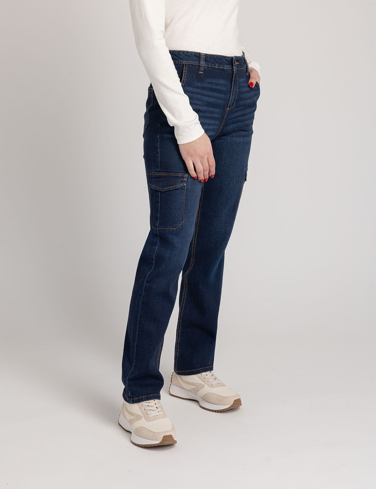 Women's High Rise Cargo Jeans - Stylish & Functional Pants