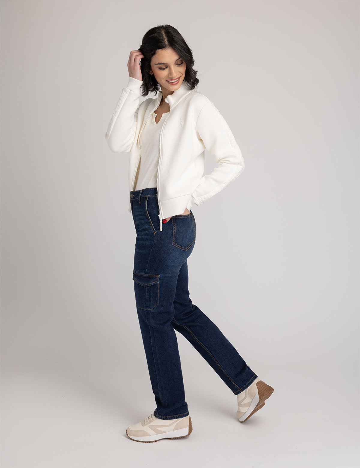 Women's High Rise Cargo Jeans - Stylish & Functional Pants