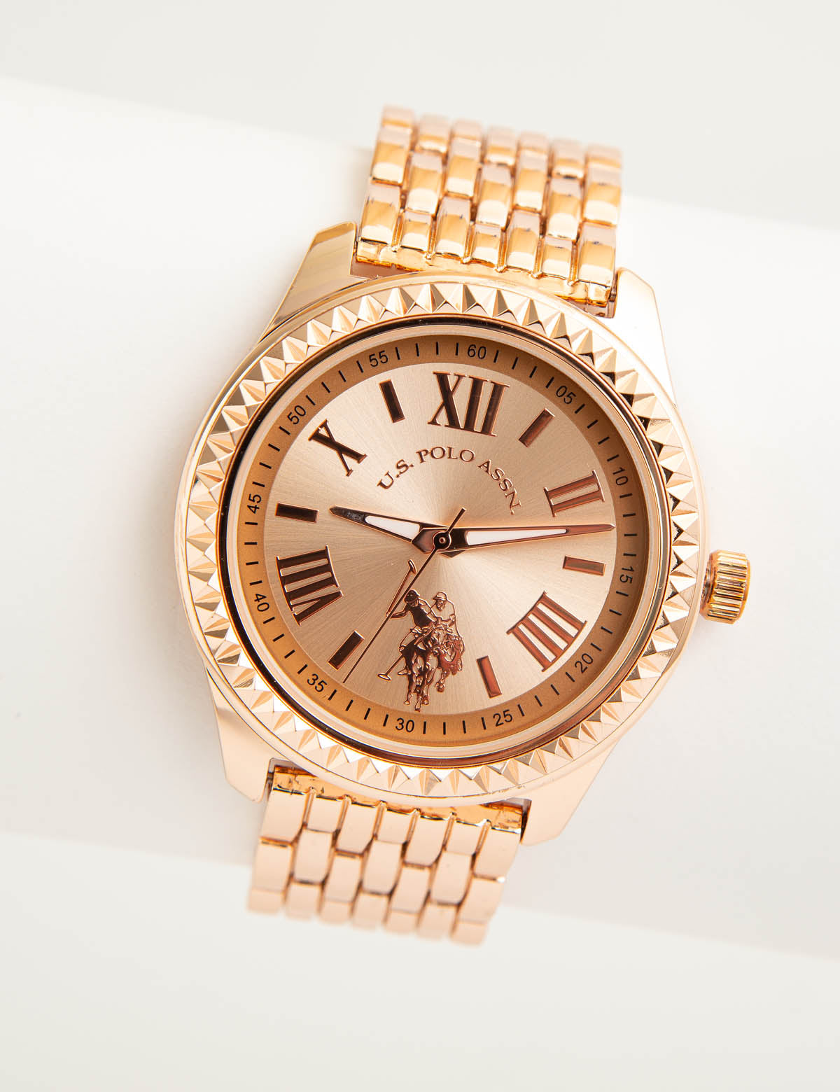 Women's Rose Gold Link Watch - Classic Elegant Timepiece
