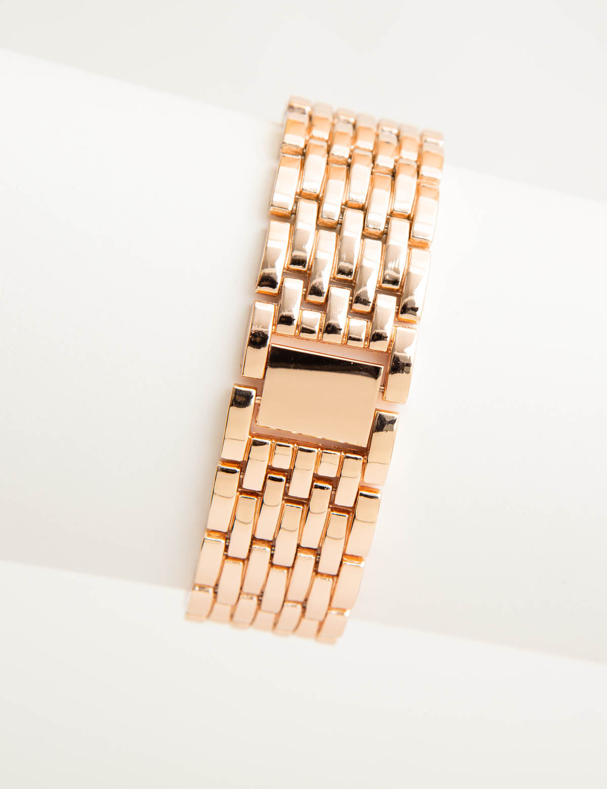 Women's Rose Gold Link Watch - Classic Elegant Timepiece