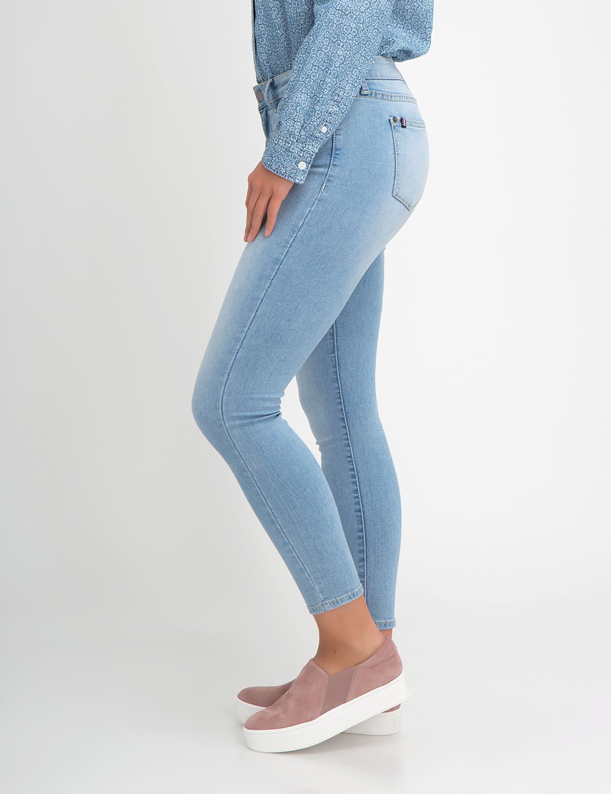 Women's Mid Rise Stretch Denim Jeggings - 5 Pocket Style