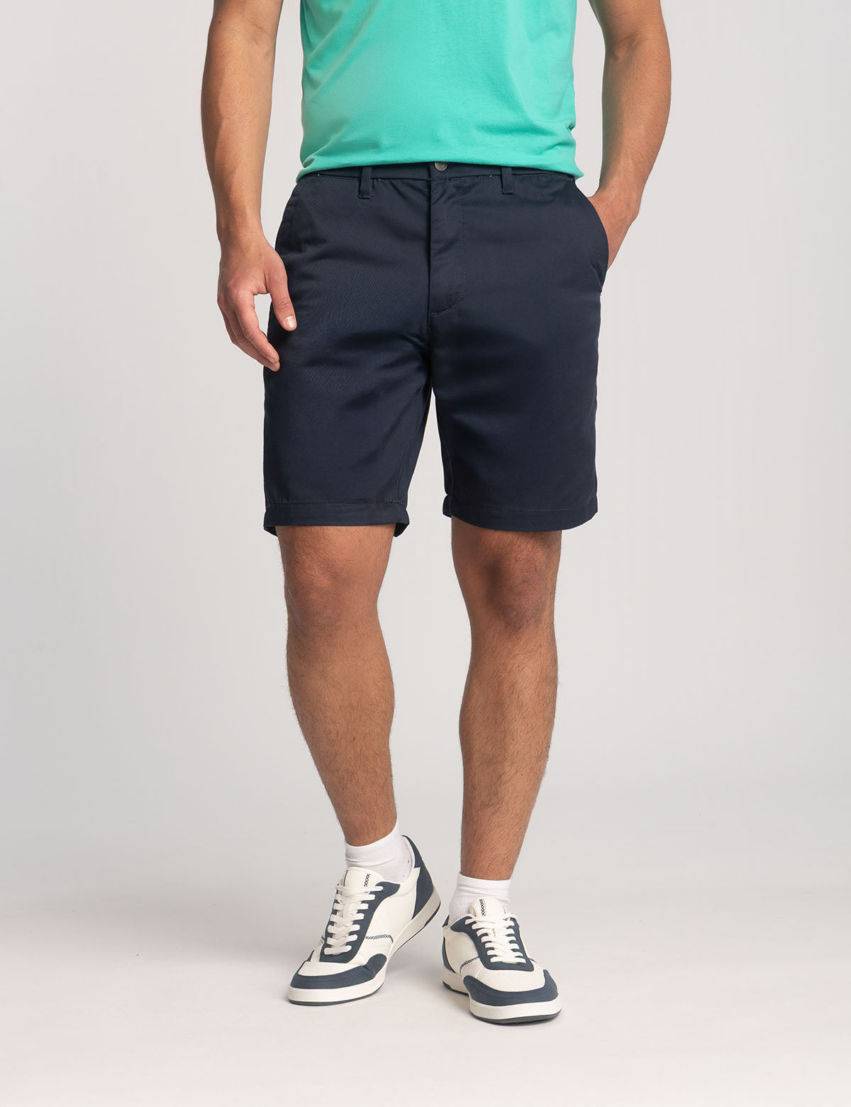 Men's Stretch Twill Shorts with Comfort Waistband