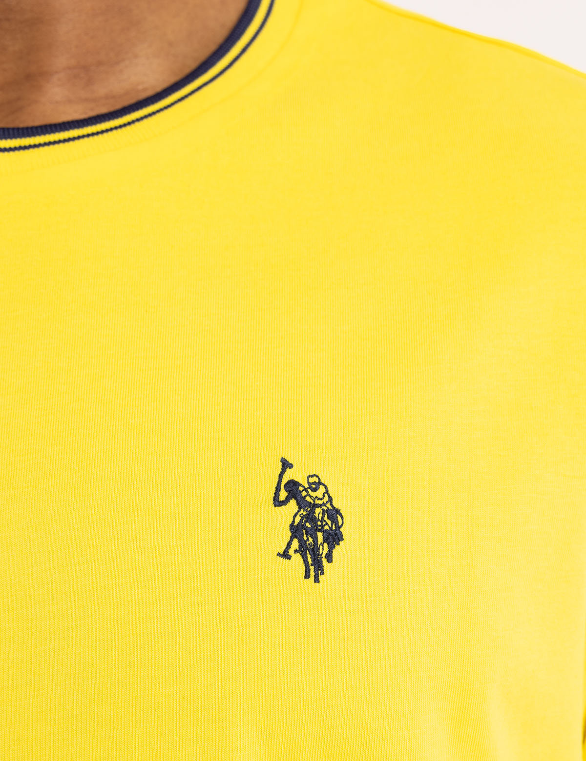 Men's Contrast Tipped Crew Neck T-Shirt with Embroidered Logo