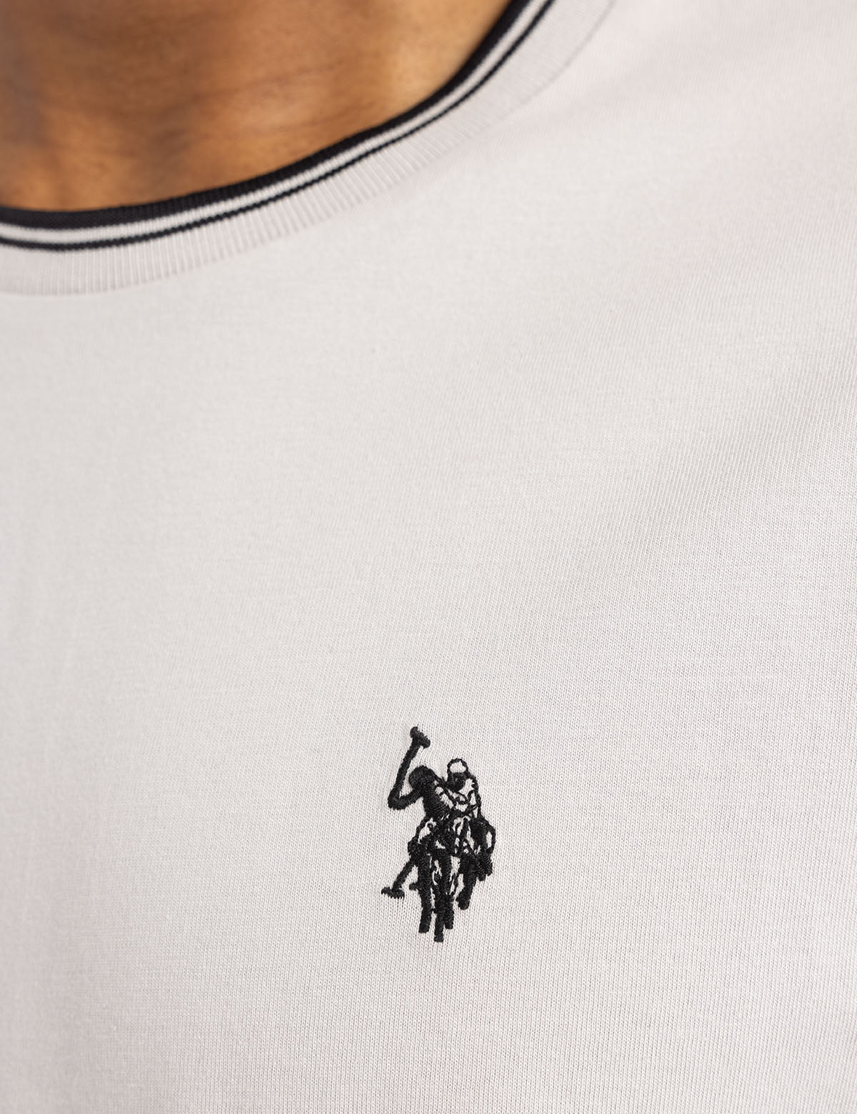Men's Contrast Tipped Crew Neck T-Shirt with Embroidered Logo