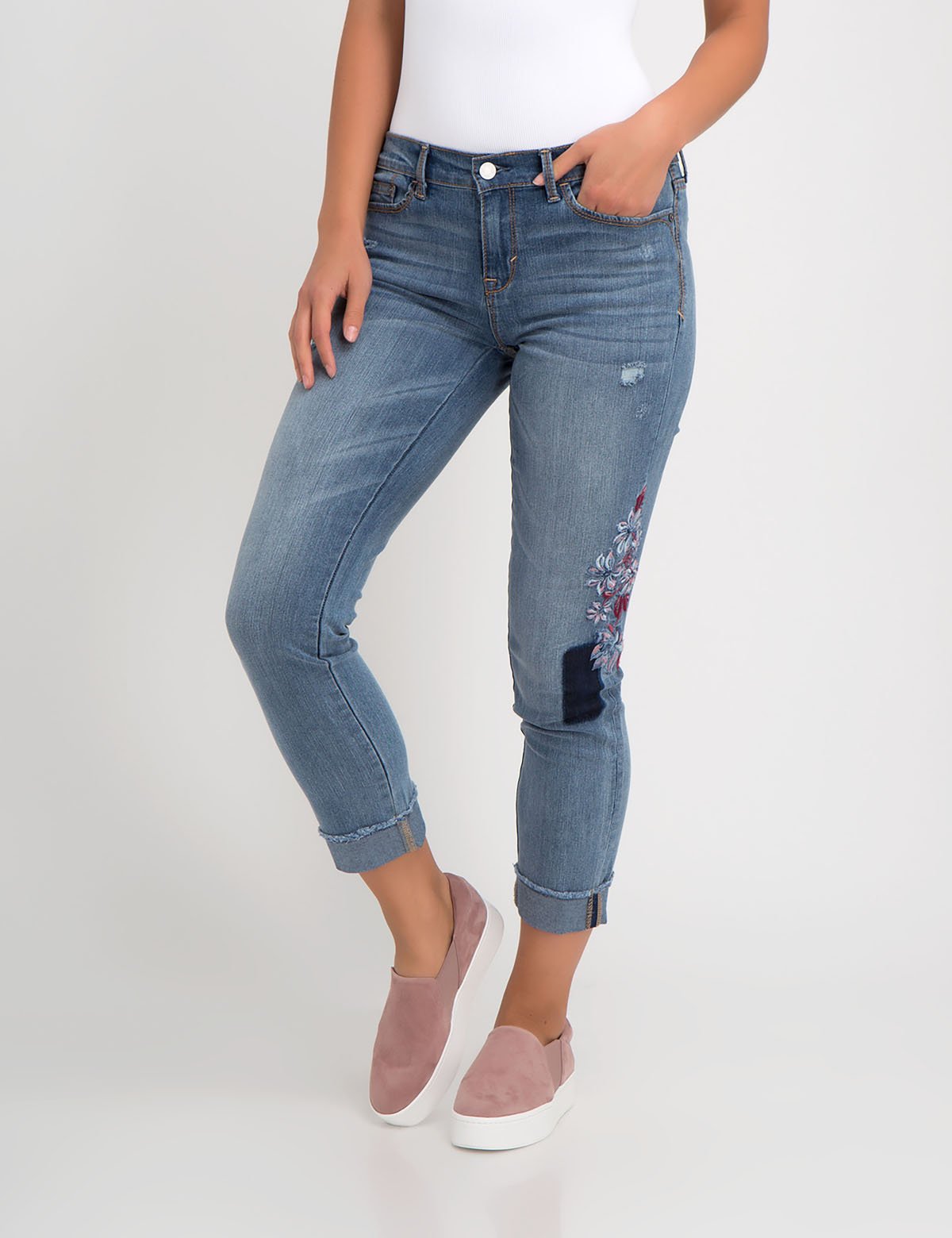 Stretch Relaxed Crop Jeans with Embroidered Patch Detail